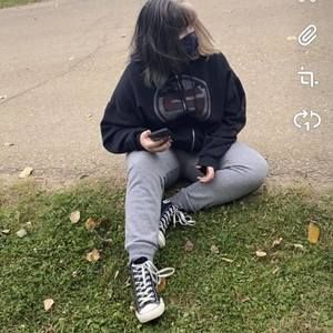 Meet your Posher, Jetta